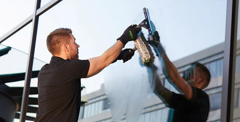 Particuliere glasbewassing